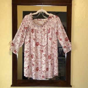 One Hart Women's Cream and Rust Flower Top